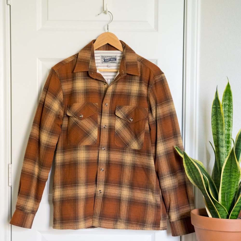 Schott NYC, lined-filled CPO Jacket - Large
